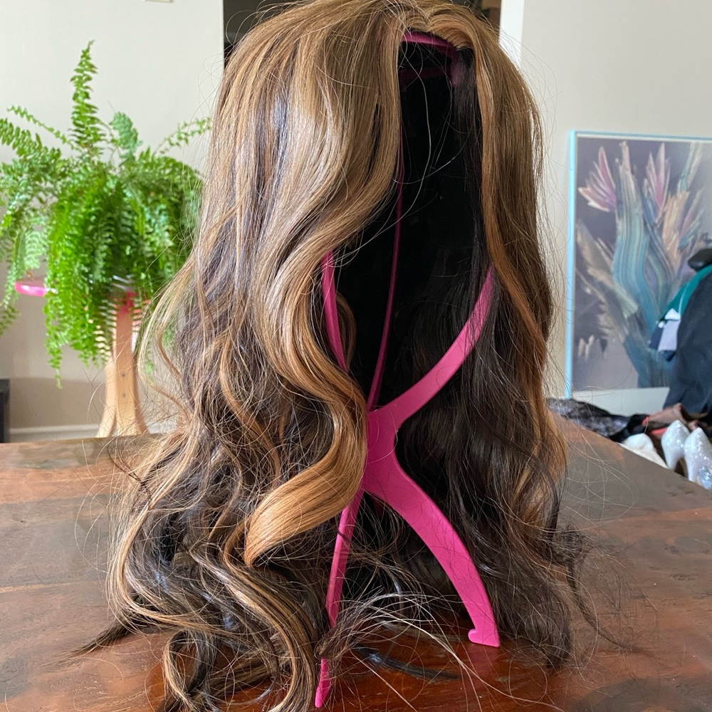 Caramel Brown Wavy Synthetic Wig